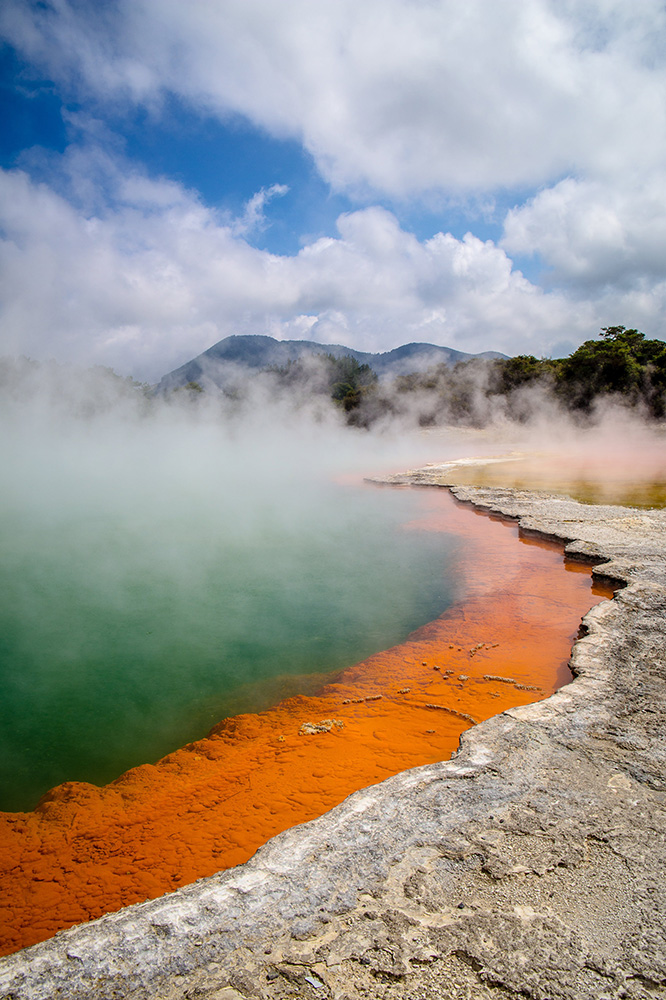 Voyage Nouvelle-Zélande sur mesure. Waiotapu, Nouvelle-Zélande, Piscine de Champagne Géothermique