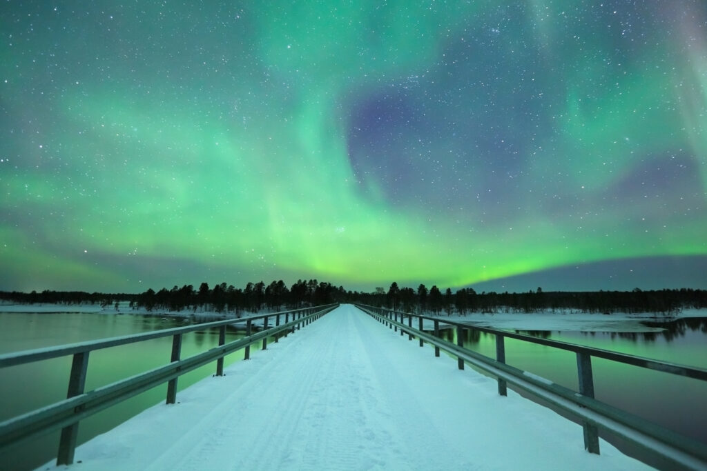 Chasse aux aurores boréales en Europe du Nord pour cet hiver